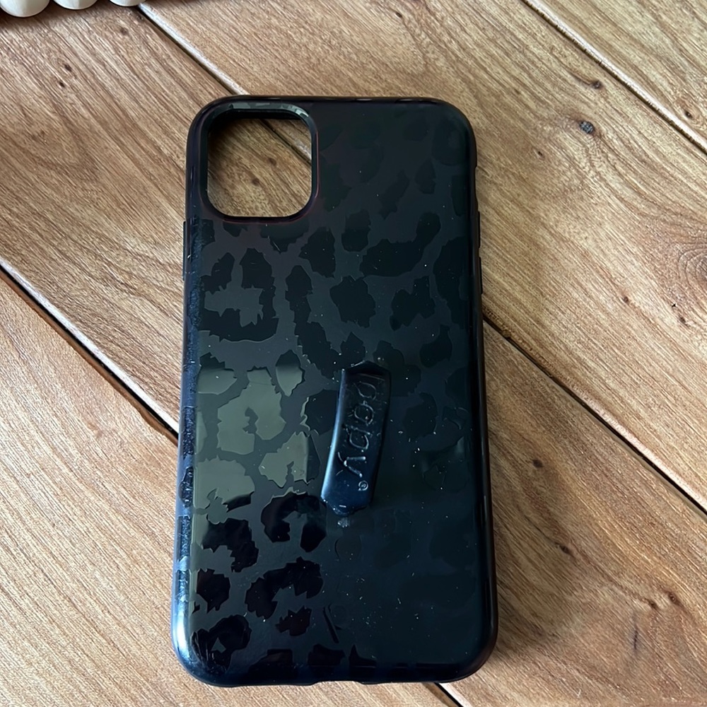 Loopy IPhone 11 Case Lefty